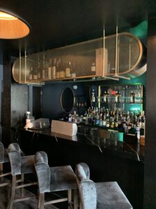HMH Architectural Metal and Glass - Custom restaurant furniture