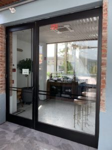 HMH Architectural Metal and Glass - Custom restaurant furniture